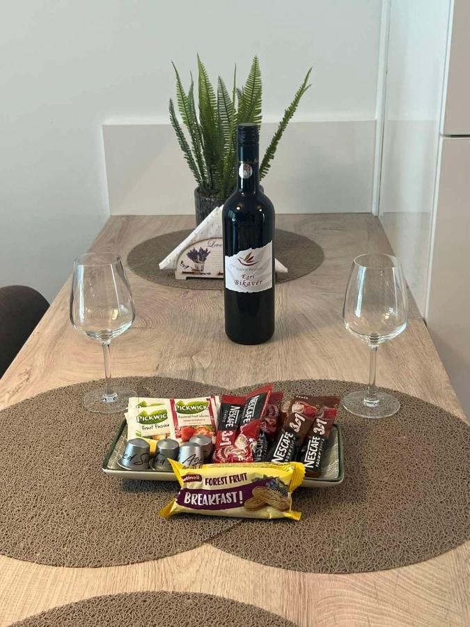 Zamardi Margittai Apartmanok Exteriör bild