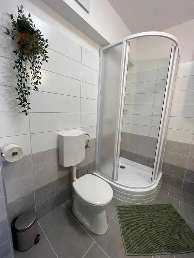 Zamardi Margittai Apartmanok Exteriör bild