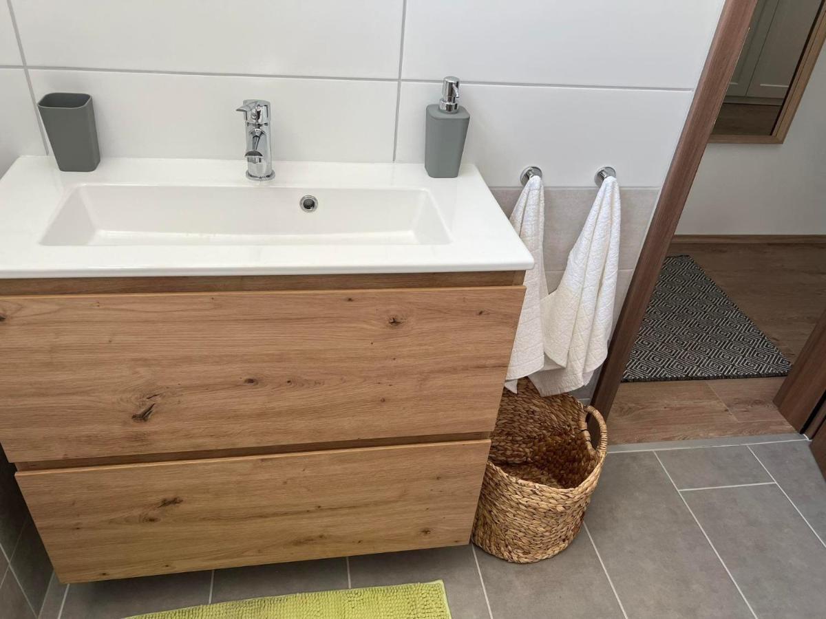 Zamardi Margittai Apartmanok Exteriör bild
